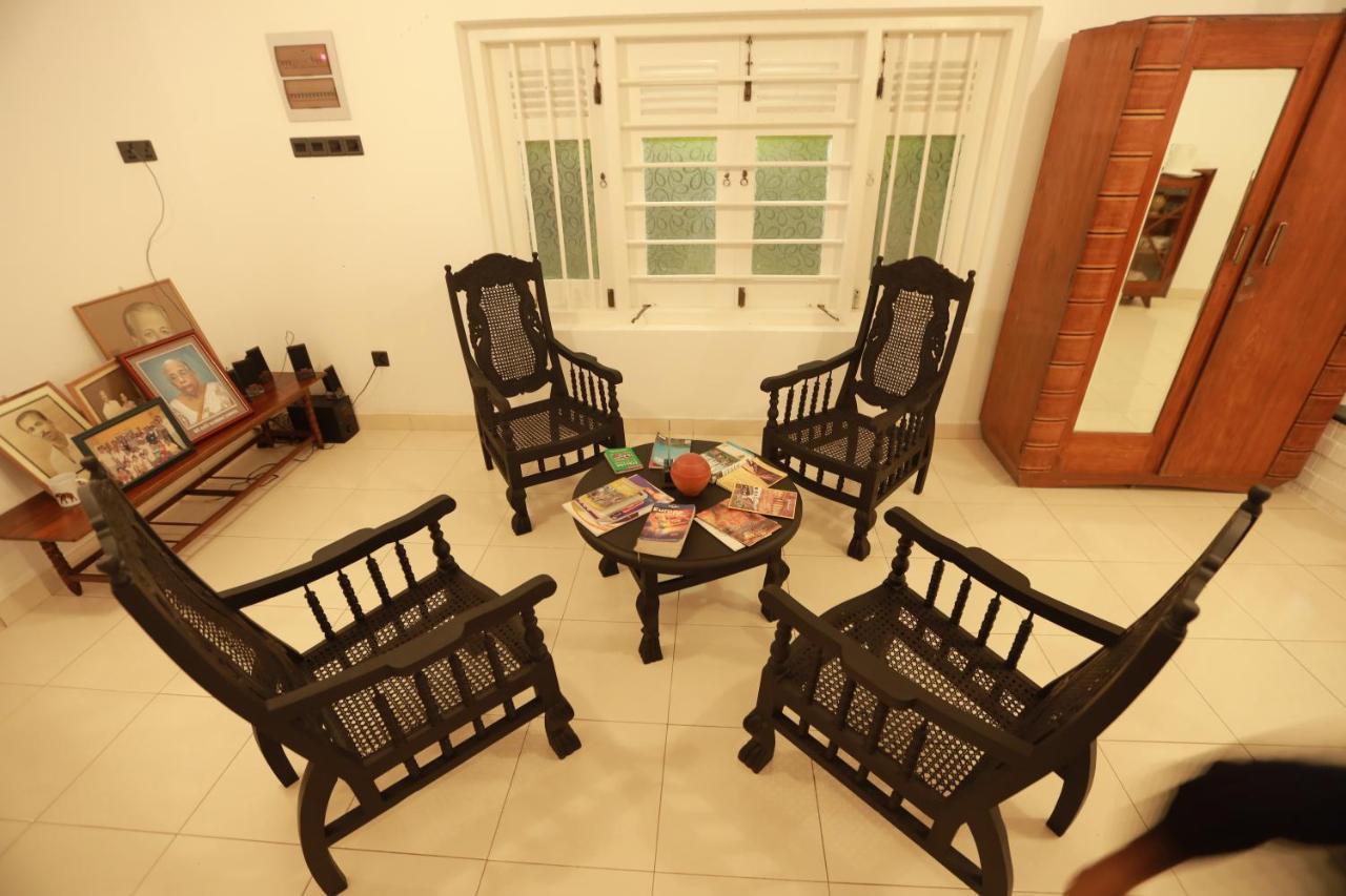 Mahagedara Dickwella Hotel Екстериор снимка