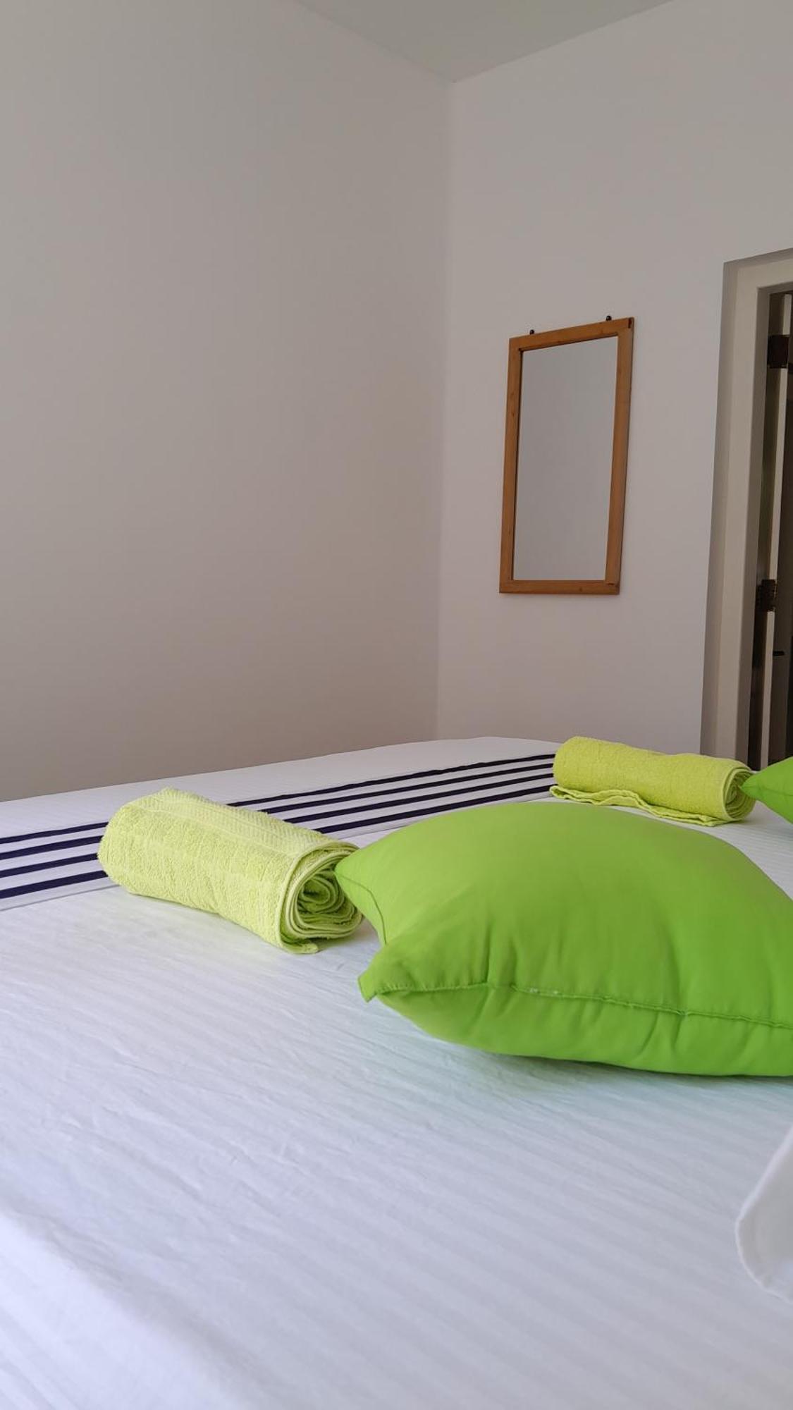 Mahagedara Dickwella Hotel Екстериор снимка